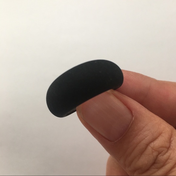 Genuine black lava ring from mount Etna in Sicily - Picture 2 of 8